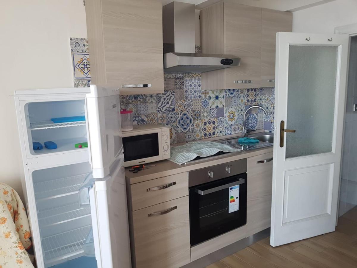 Monolocale Nonna Elena Villa Прочида Екстериор снимка