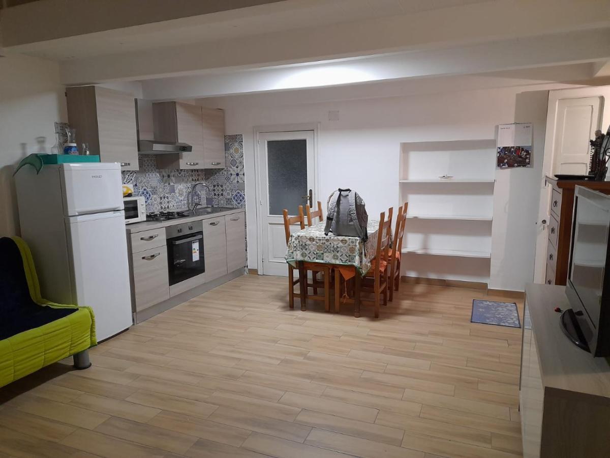 Monolocale Nonna Elena Villa Прочида Екстериор снимка