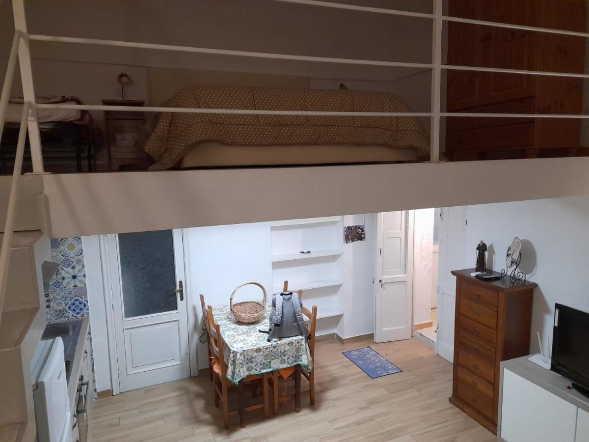 Monolocale Nonna Elena Villa Прочида Екстериор снимка